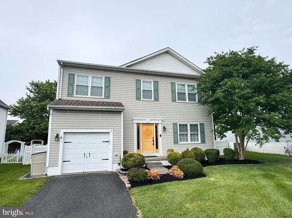 4 Granny Smith Ct, Baltimore, MD 21220