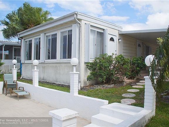 3rd image of 2787 E Marina Dr