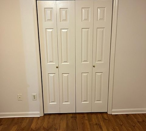 2nd image of 131 Lancelot Ct APT 16