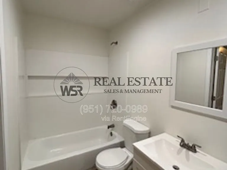 8818 56th St — Photo 7