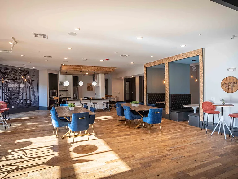 Bluebird Row Apartments — Photo 17