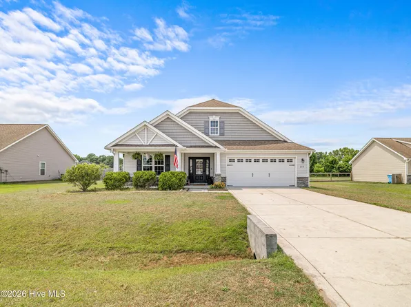 210 McCain St, Beulaville, NC 28518