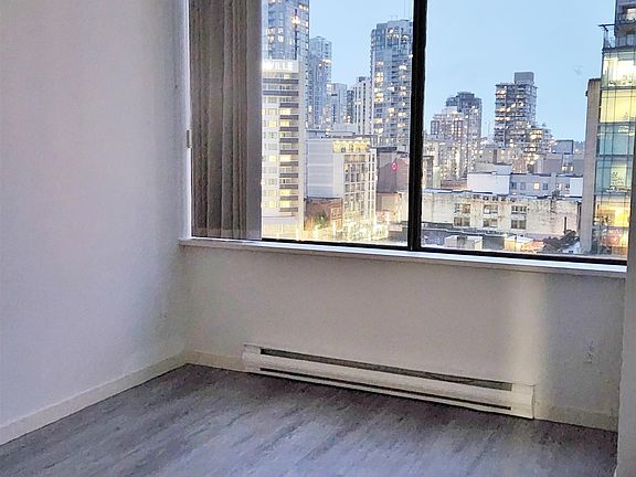 5th image of 1010 Howe St #6XX