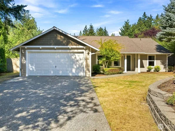 51 E North Bay Place, Allyn, WA 98524