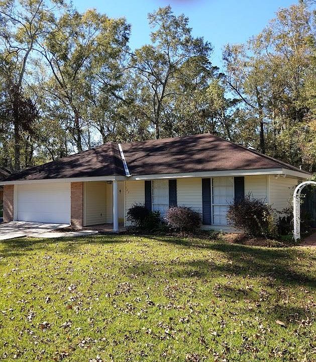 1st image of 127 Oakwood Dr