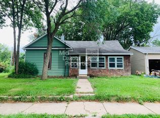 219 N Montana St, Mitchell, SD 57301