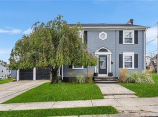 128 Elsie St, Cranston, RI 02910