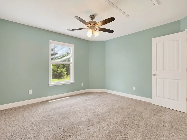 793 Silver Pines Ln — Photo 31