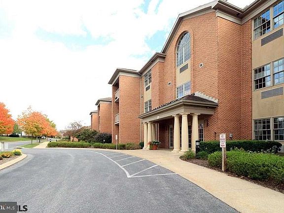 4th image of 305 Village Heights Dr APT 129