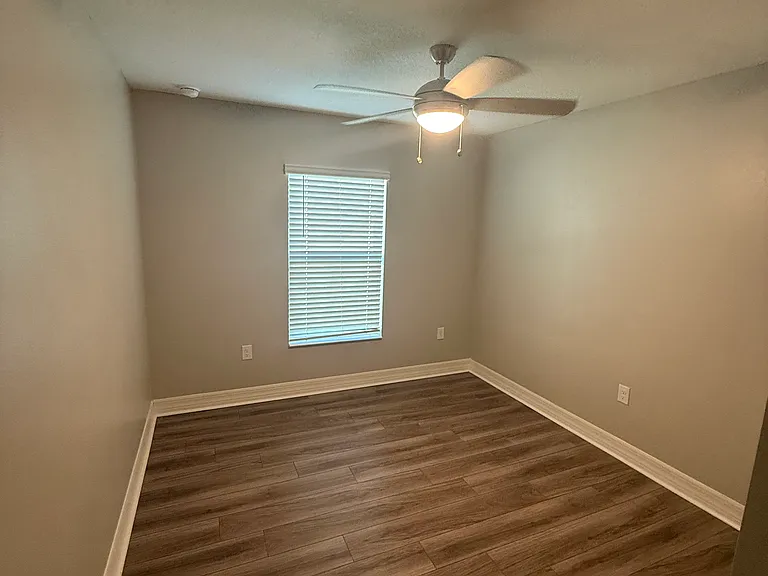 7109 Cruz Ct — Photo 5