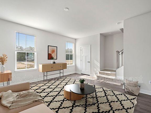 4th image of 109 Legacy Blvd