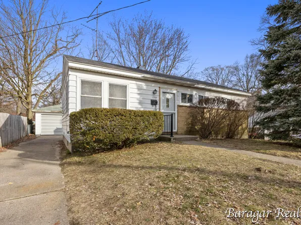 1531 Mason St NE, Grand Rapids, MI 49503