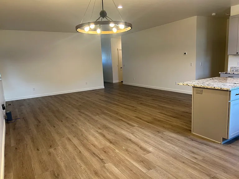 422 Jarrett Ave — Photo 28