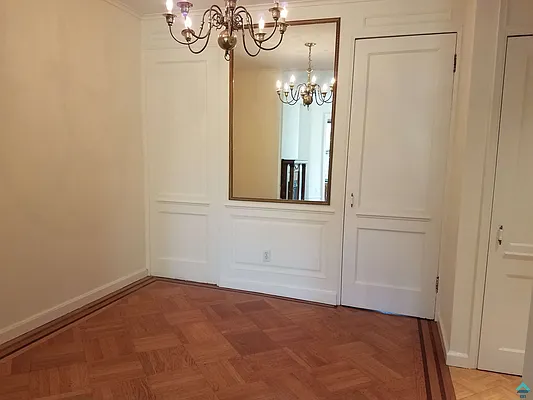 Rented by EXR | media 3