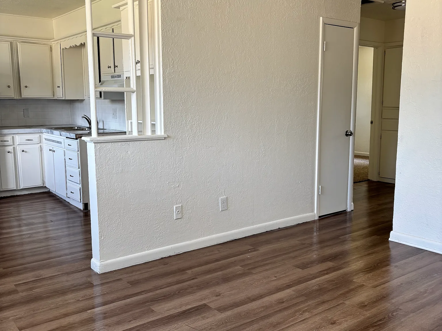 4 bed, 1100 sqft, $1,550 — Photo 3