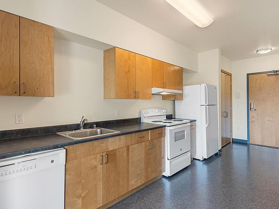 3rd image of 1660 12th Ave APT 514