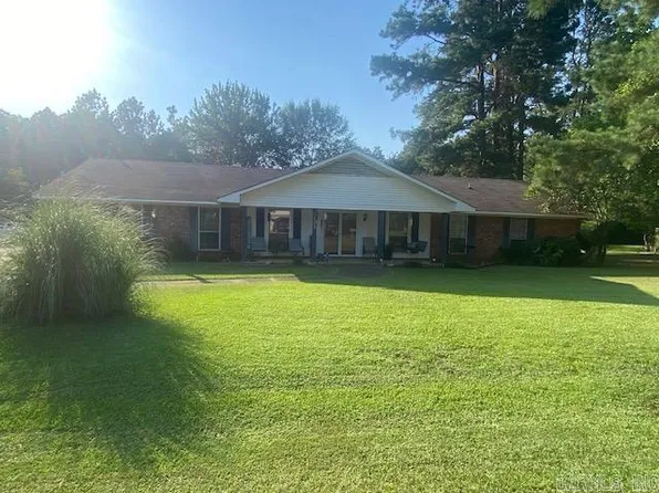 105 Friar Tuck Ln, Prescott, AR 71857