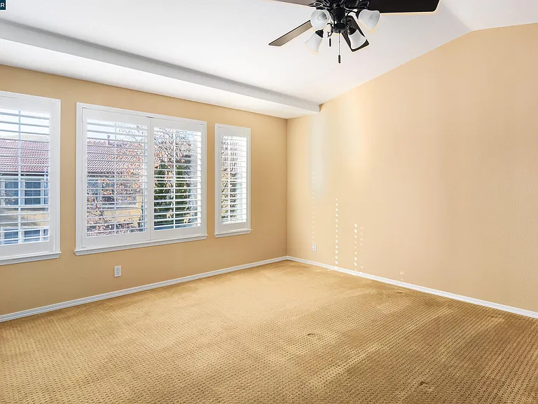 135 Coralflower Ln — Photo 25