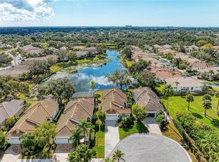 3907 Alamanda Dr, Sarasota, FL 34238