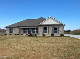 1711 Millstone Dr, Maryville, TN 37803