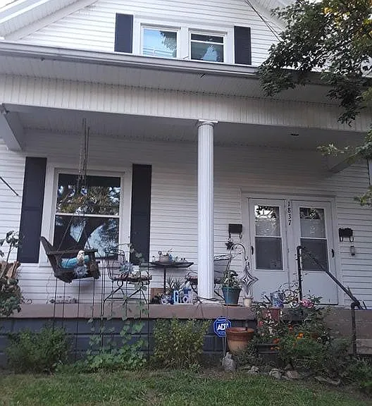 1837 Sherwood Ave — Photo 1
