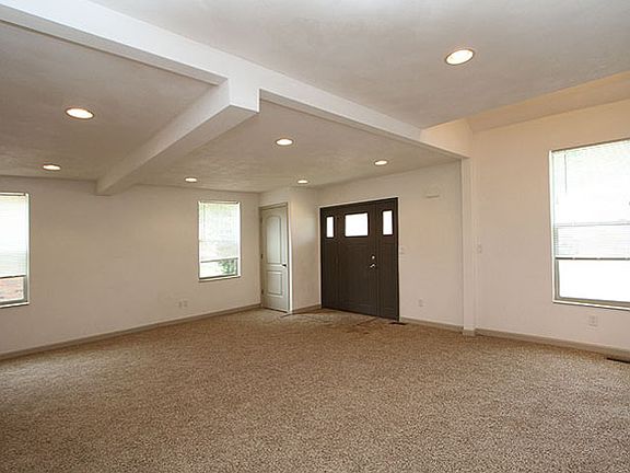 4th image of 6317 E Main St