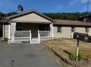 161 Lake Ave N, Worcester, MA 01605