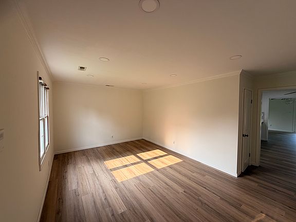 3rd image of 8617 Sturgis St