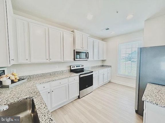 5th image of 18708 Ballantyne Way