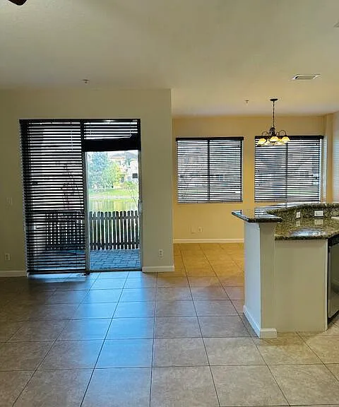 4390 Berkshire Wharf Dr — Photo 35
