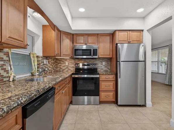 5340 NE 17th Ter #1-2, Fort Lauderdale, FL 33334