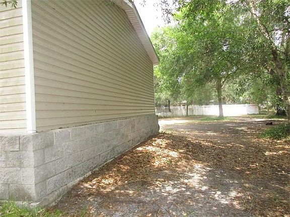 2nd image of 1548 SE Peach Dr