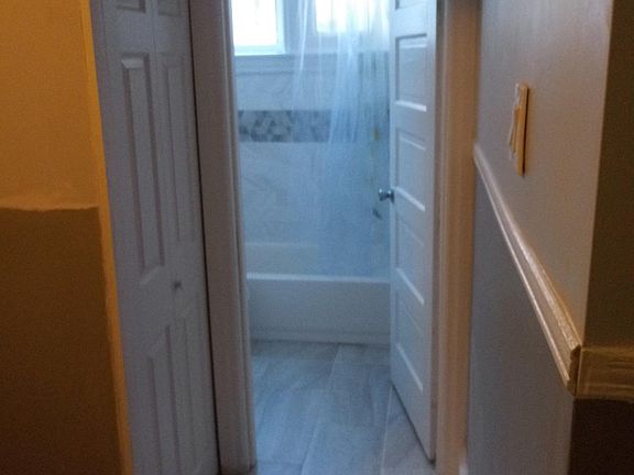 5th image of 5032 Market St #1