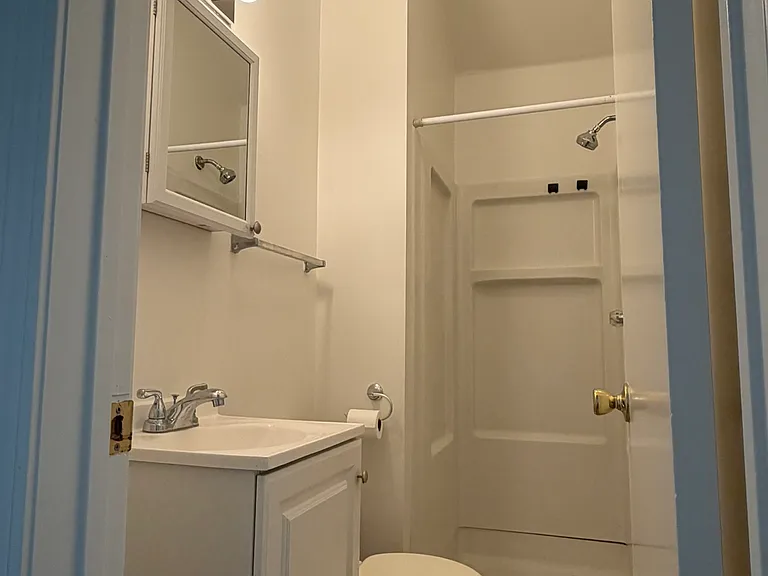 914 N Congress St #5 — Photo 9