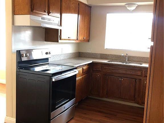 4th image of 5716 Sultana Ave