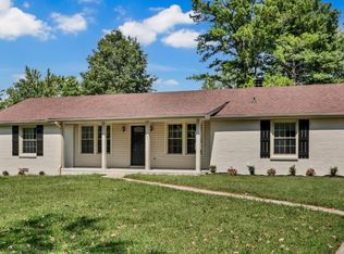 803 Laurel Dr, Clarksville, TN 37043