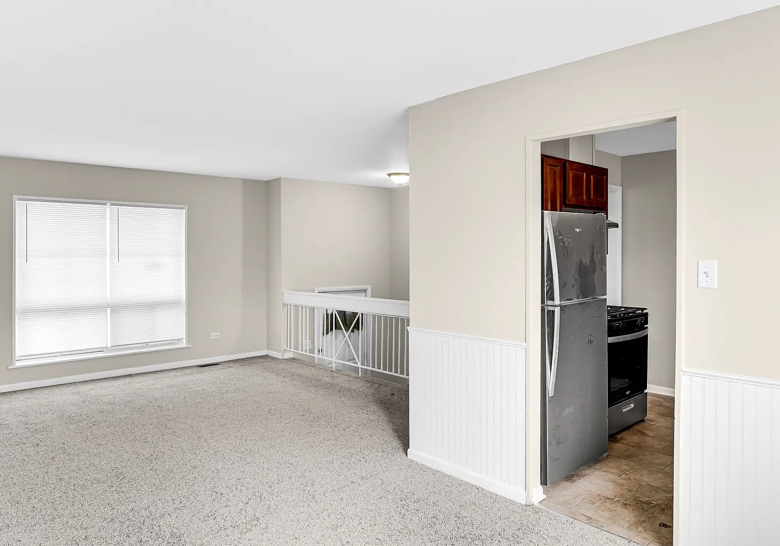 4-Bedroom, 2-Bathroom Home in Richton Park — Photo 4