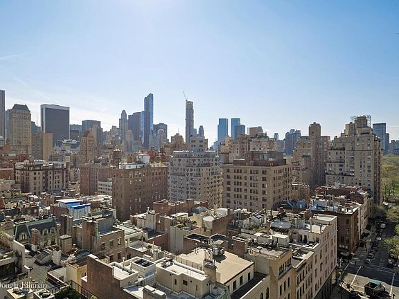 4th image of 700 Park Ave APT 17B