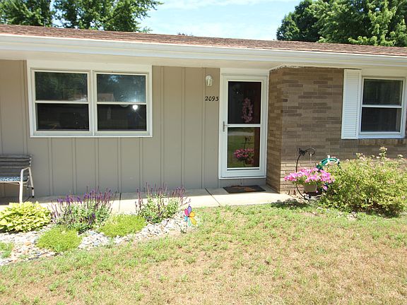 2nd image of 2093 Acorn Dr