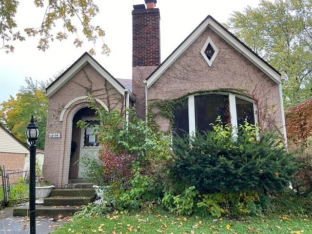2nd image of 14109 S Clark St