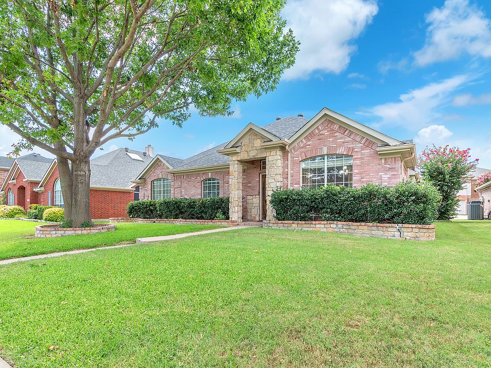 1st image of 10809 River Oaks Dr