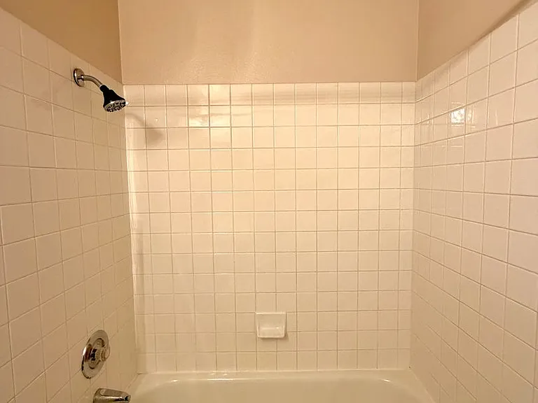 8346 Fame Ave — Photo 23