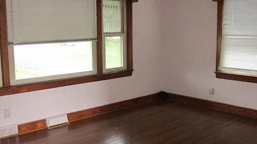 4th image of 2729 Edison St NE