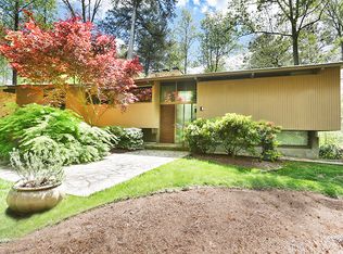 45 Seville Chase, Sandy Springs, GA 30328