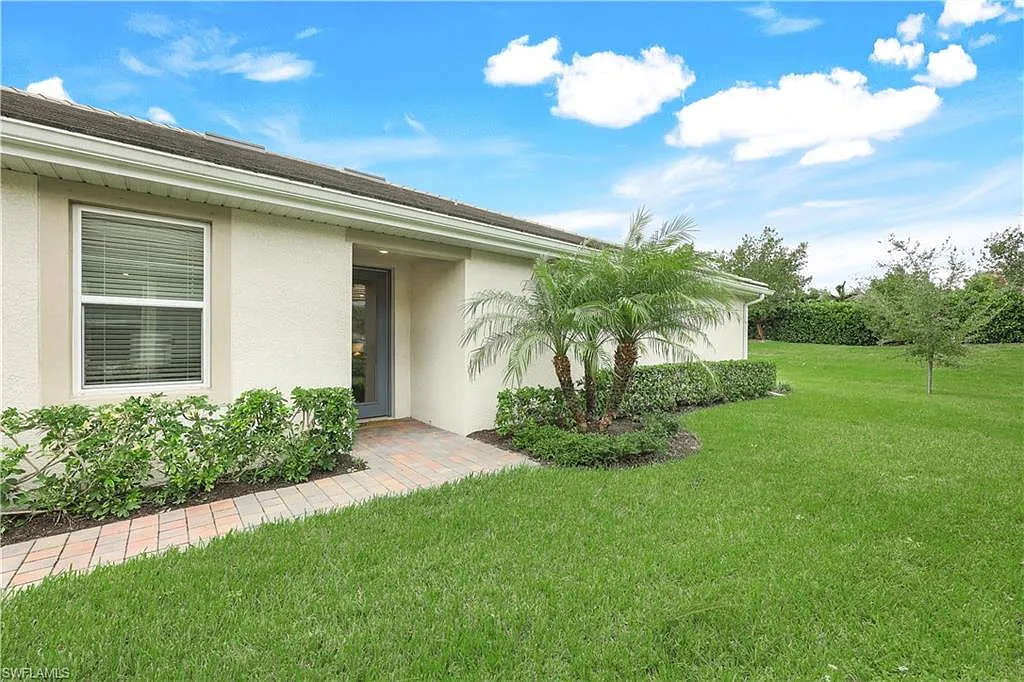 2 bed, 2.0 bath, 1515 sqft, $5,000 — Photo 2