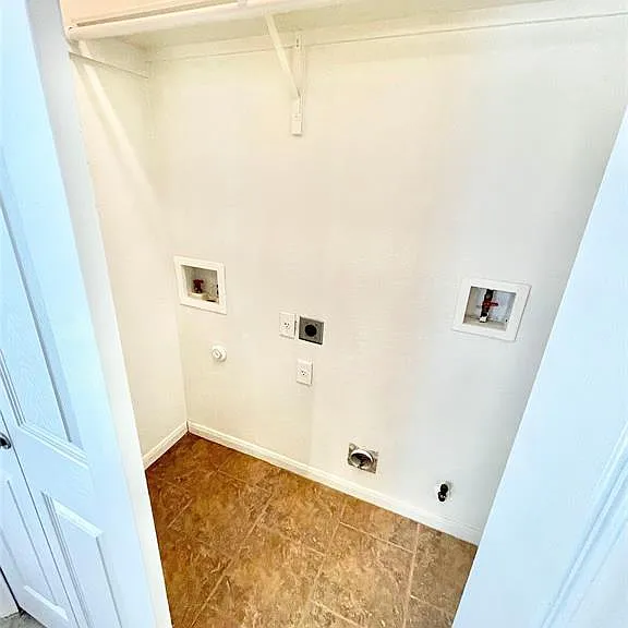 2419 Allred Dr #B — Photo 14