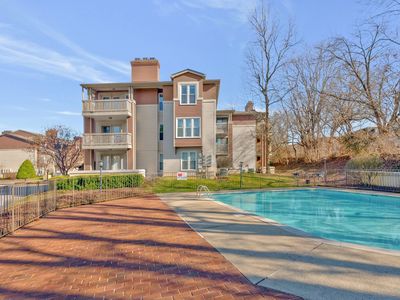 210 Hillsboro Pl, Nashville, TN, 37215