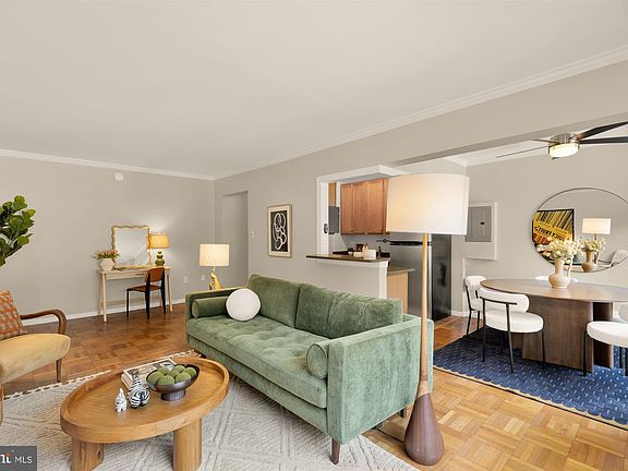 5th image of 3601 Wisconsin Ave NW APT 110