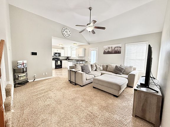 2nd image of 1337 Loren Cir