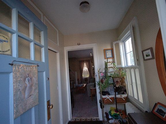 Entry Foyer